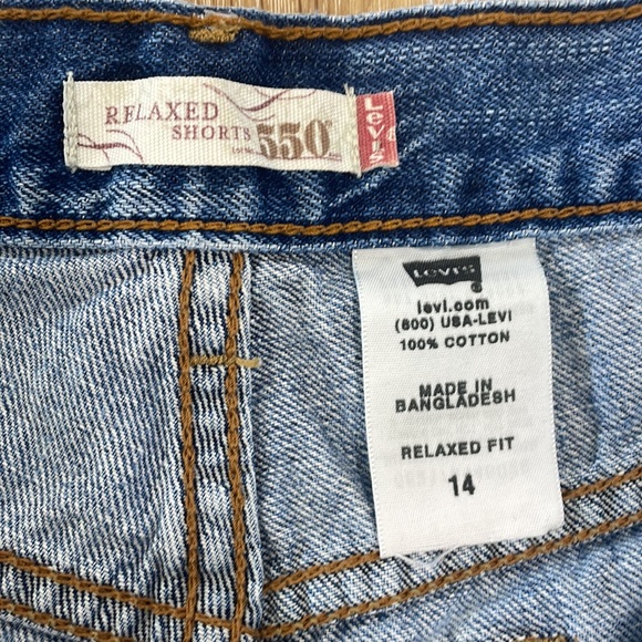 Levi’s 550 Relaxed Denim Shorts - Picture 4 of 4